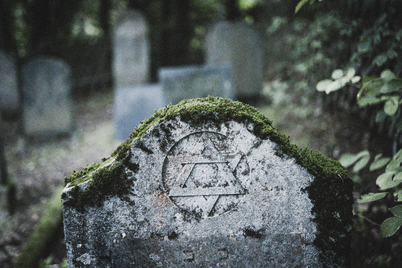 Breitenbach am Herzberg, Jüdischer Friedhof